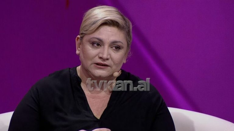 Trokitja në derën e ‘f*rrit’: Po i jepja gji djalit kur më fsh*kullonte me rripin e pantallonave, do tr*nditeni